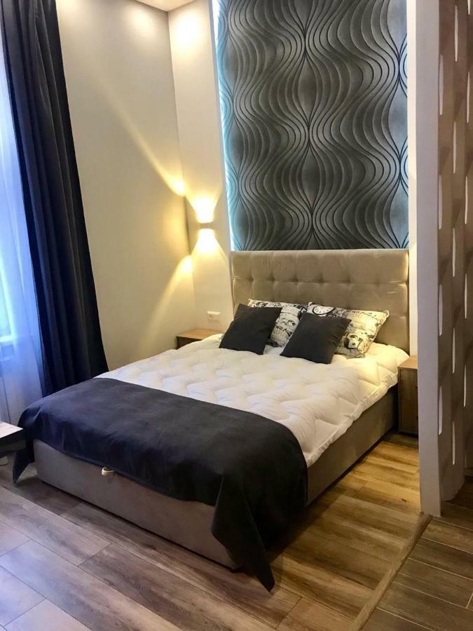 New Appartment-Studio Іn The Center Of Lviv Dış mekan fotoğraf
